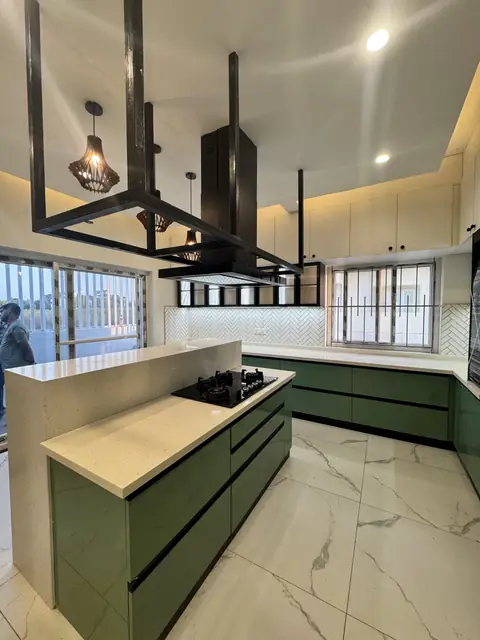 Hob set into kitchen island counter - Mr. Ranjith project, Bangalore