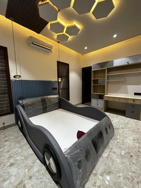 Wardrobe and study wall in children's room - Mr. Siddanth project, Bangalore