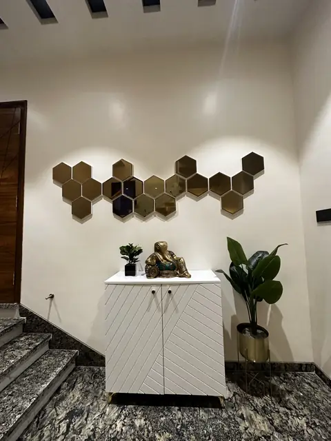 Entry console with plant and wall decor - Mr. Siddanth project, Bangalore
