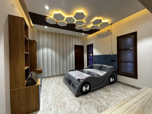 Children's bedroom with window seat - Mr. Siddanth project, Bangalore
