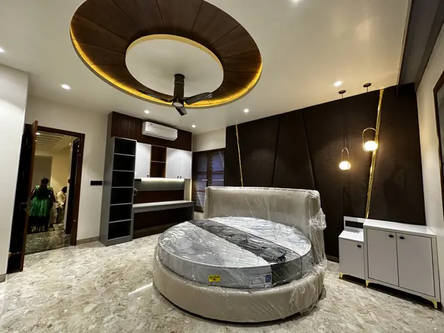 Round bed under circular wooden ceiling - Mr. Siddanth project, Bangalore