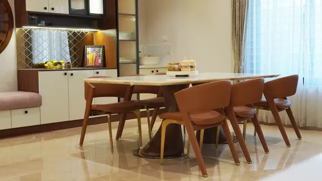 Dining area with mirror and storage unit - Mrs. Anitha project, Bangalore
